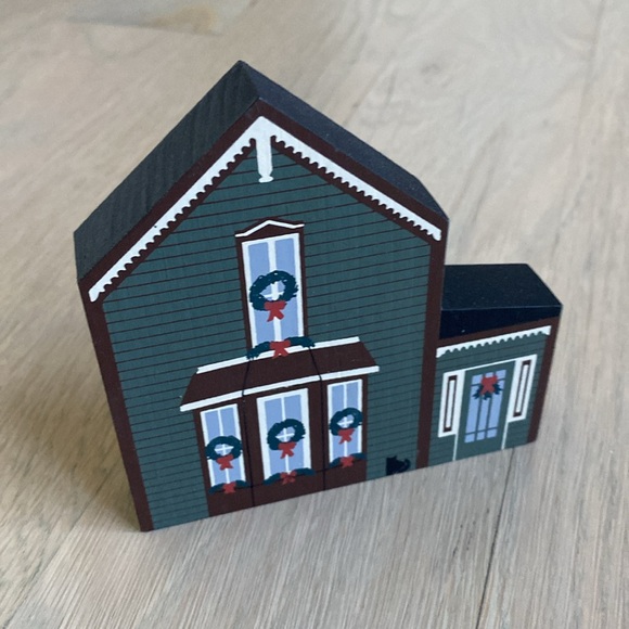 Tabor House - Rocky Mountain Christmas Collection - the Cat's Meow - Picture 3 of 6